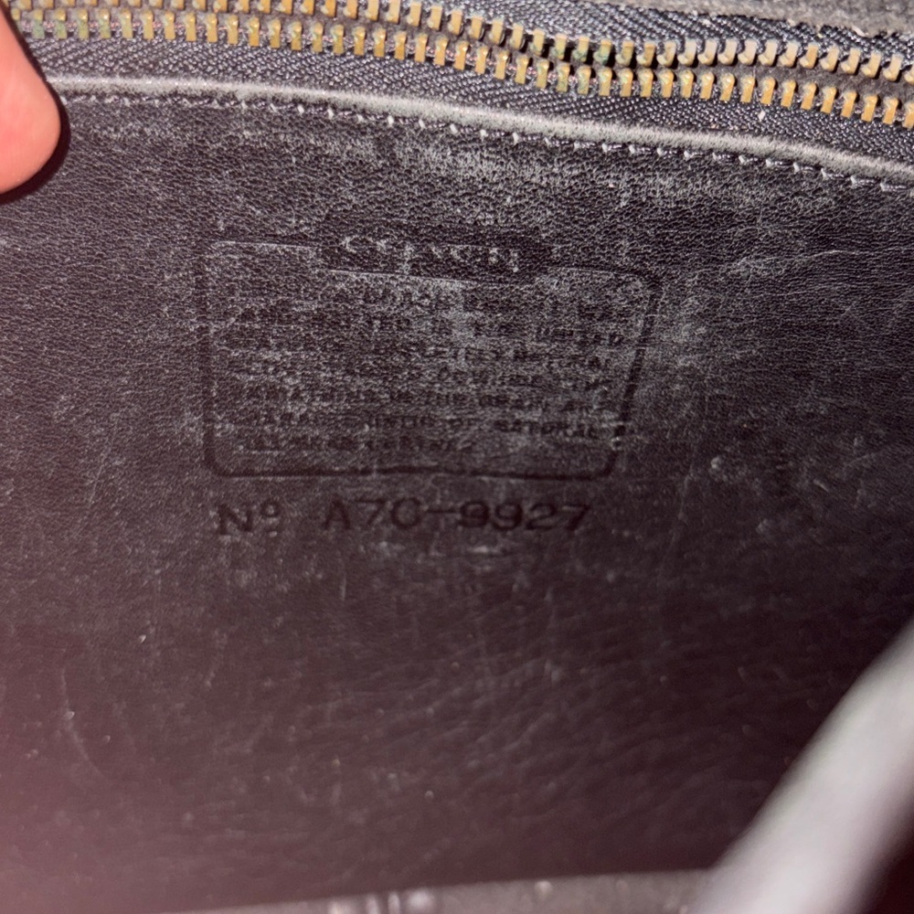 Vintage Coach Willis Leather Crossbody Bag in Black - Picture 15 of 16